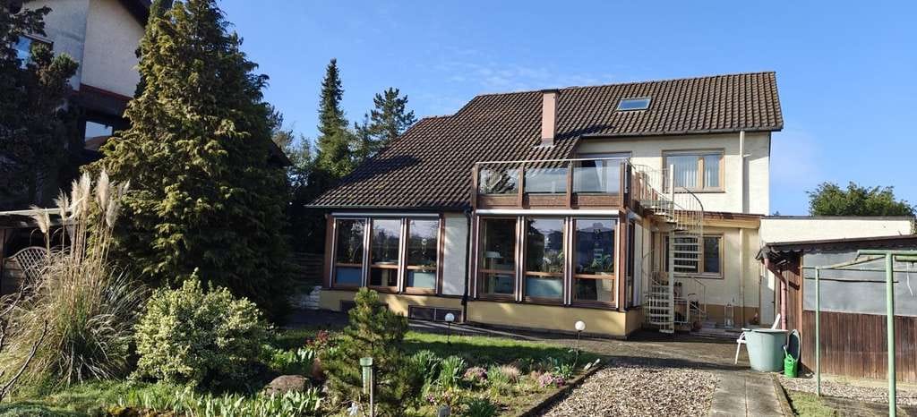Immobilie in Offenau - Mehrfamilienhaus mit großem Grundstück - Bild 0