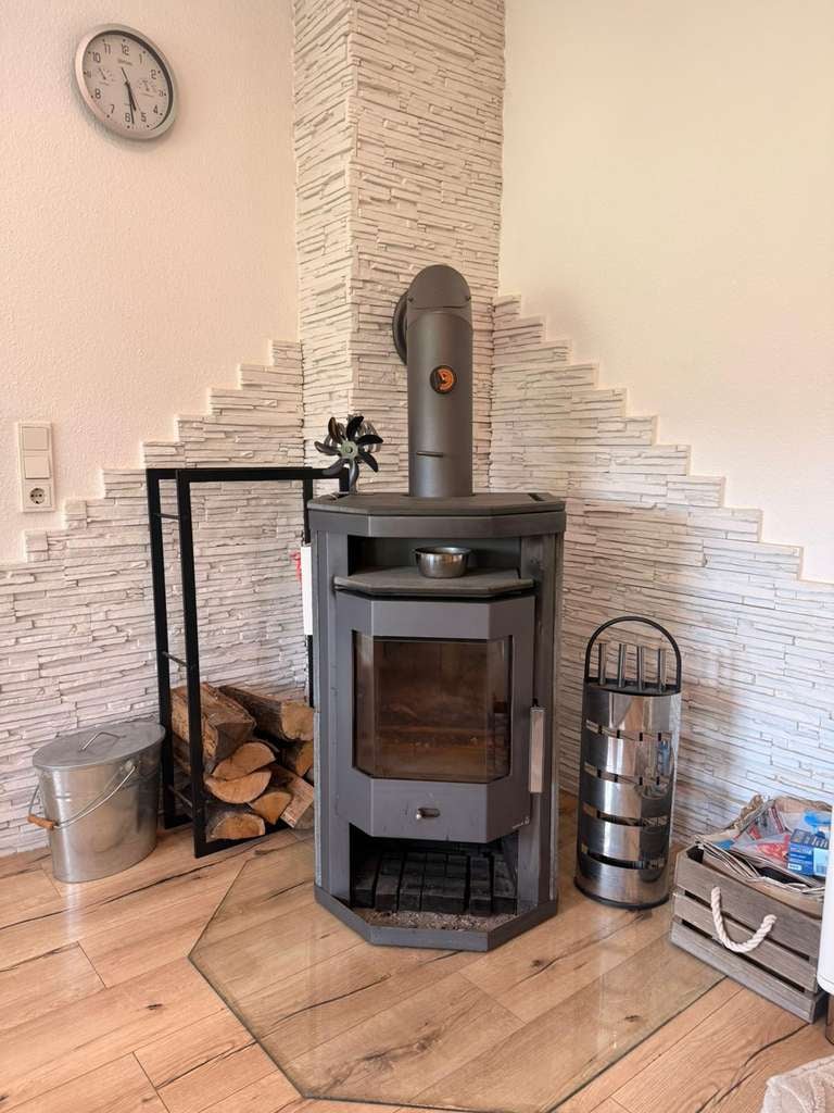 Immobilie in Lutherstadt Eisleben - Gepflegtes Wohnhaus mit umfangreichen Modernisierungen und zusätzlichem Ausbaupotenzial - Bild 1