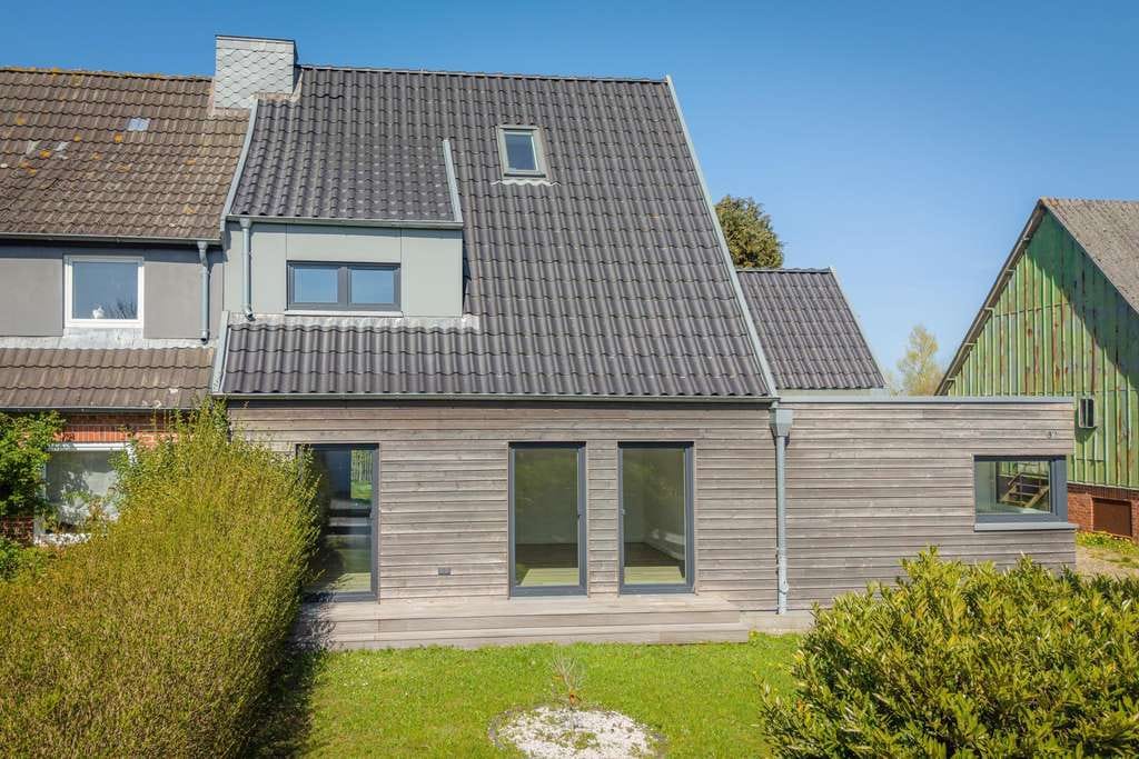 Immobilie in Dörphof - Modernisierte Doppelhaushälfte  - Bild 1