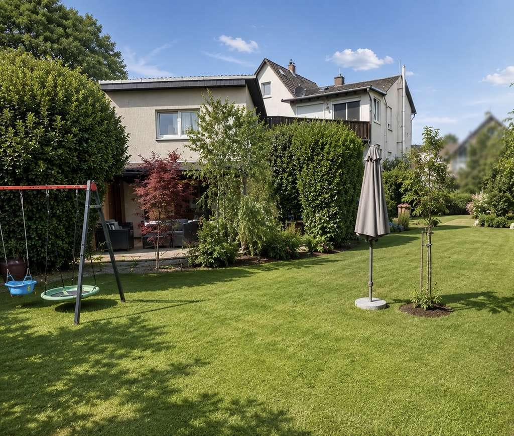 Immobilie in Solms - Ein- bis Zweifamilienhaus  - Bild 0