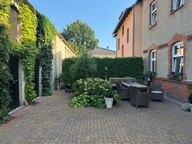 Immobilie in Falkensee - Vielseitiges Mehrfamilienhaus mit Charme in Falkensee - Bild 0