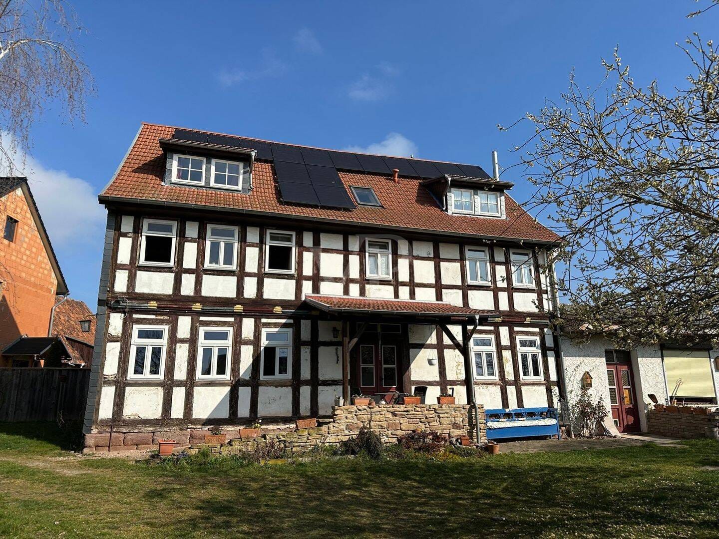 Immobilie in Nordhausen - Für Liebhaber historischer Häuser - Ehemaliges Pfarrhaus grundhaft und stilvoll im Landhausflair san - Bild 1