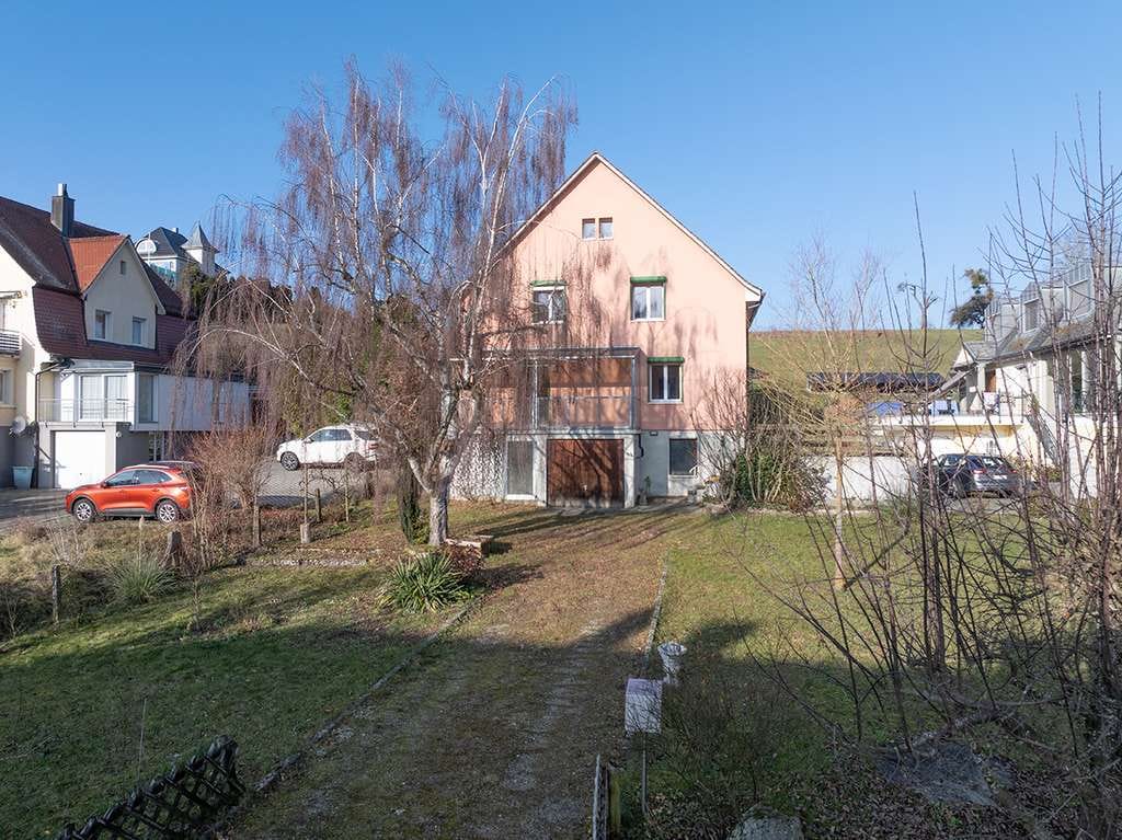 Immobilie in Büsingen am Hochrhein - Älteres, freistehendes 5,5-Zimmer-Einfamilienhaus in Büsingen auf grossem Grundstück - Bild 4