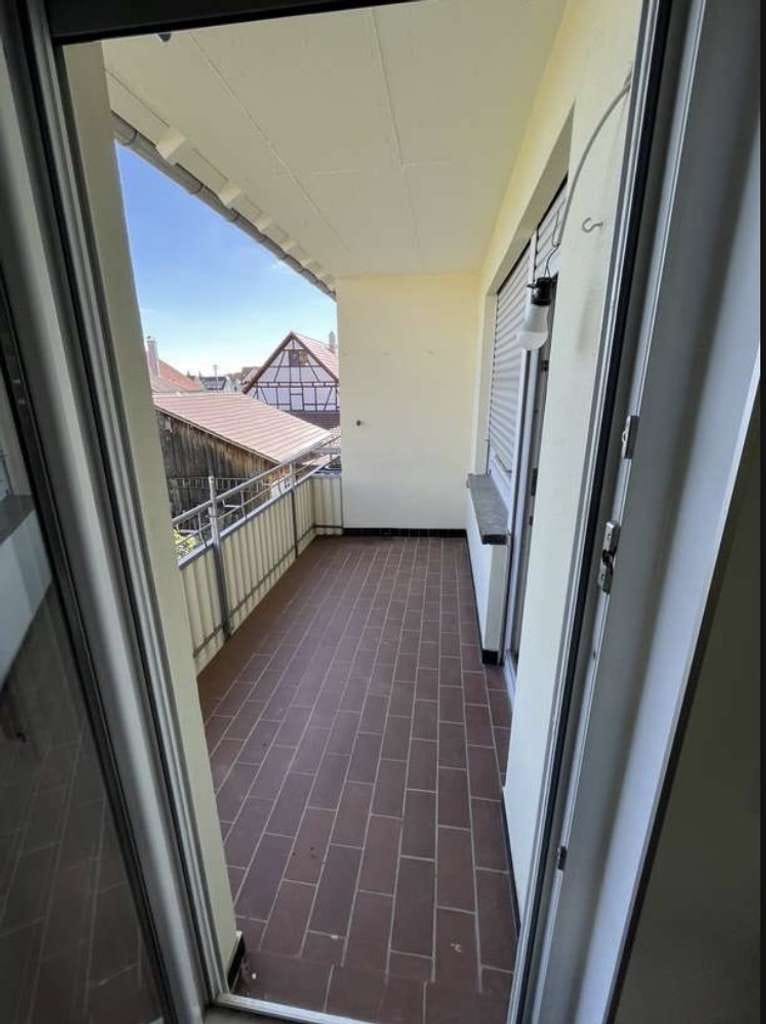 Immobilie in Steinenbronn - Kernsanierte 3-Zimmer-Wohnung mit Balkon, Keller & Garage in ruhiger Lage von Steinenbronn - Bild 0