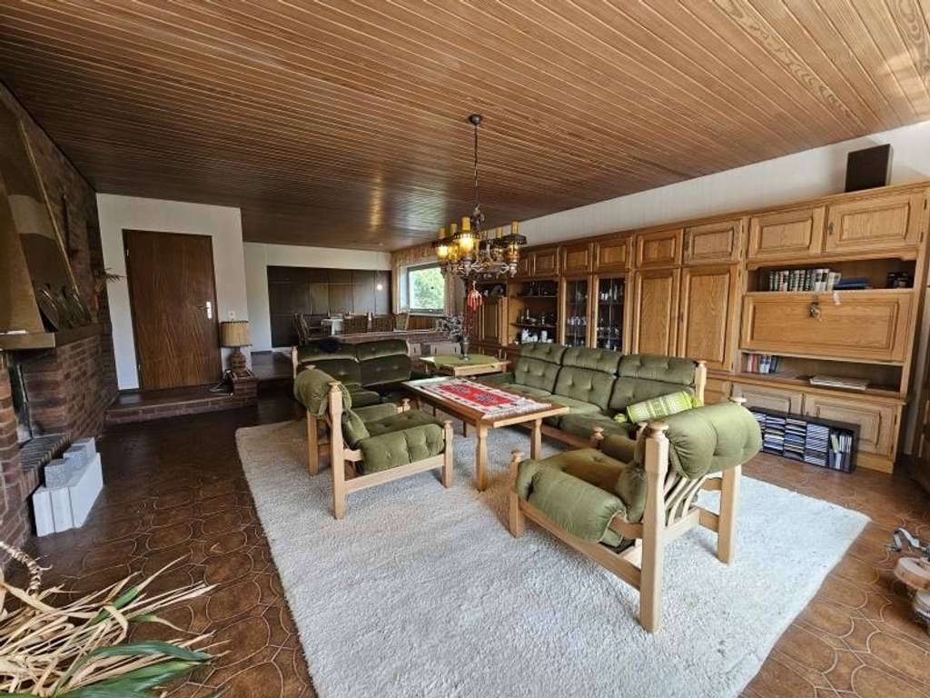 Immobilie in Hiltpoltstein - XXL-Bungalow mit viel Potenzial und tollen Nutzungsmöglichkeiten in ruhiger Lage von Hiltpoltstein - Bild 3