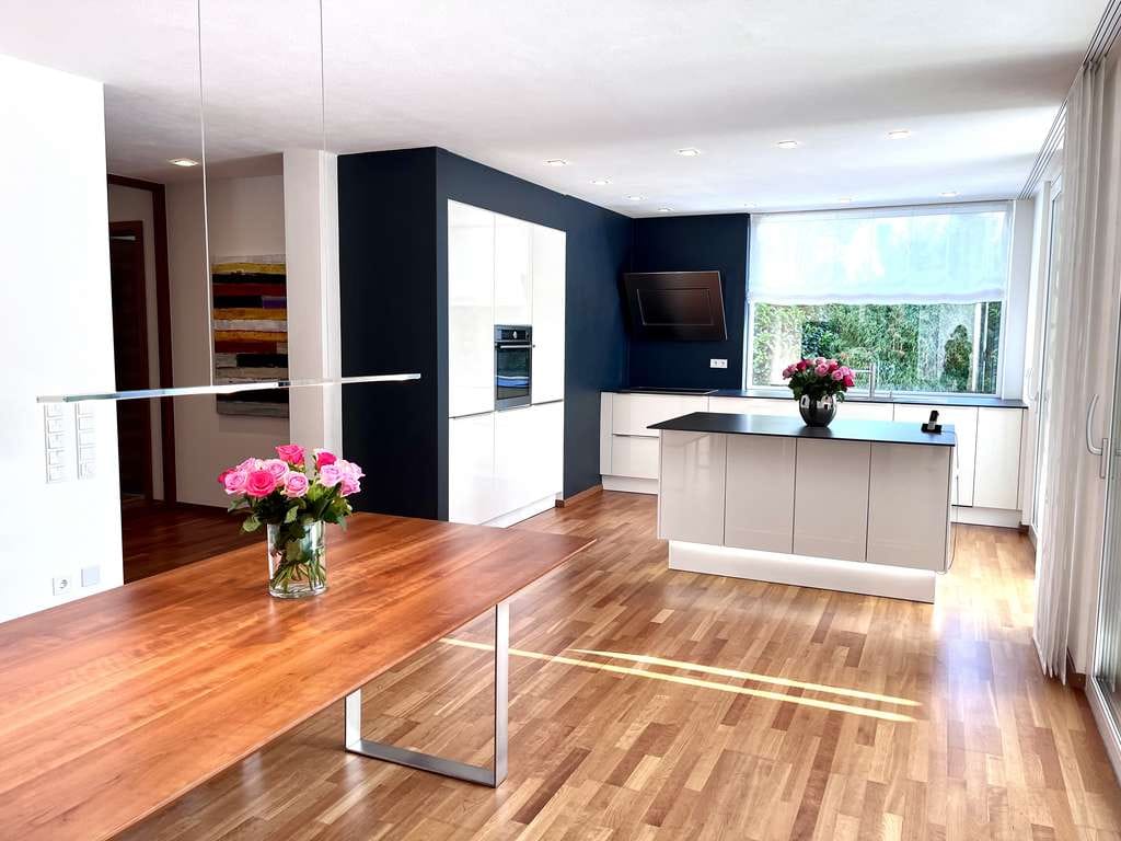 Immobilie in Kranzberg -  LUXUS PUR! Exklusive Villa mit ELW  auf traumhaftem  Grundstück bei Freising-von privat  - Bild 3
