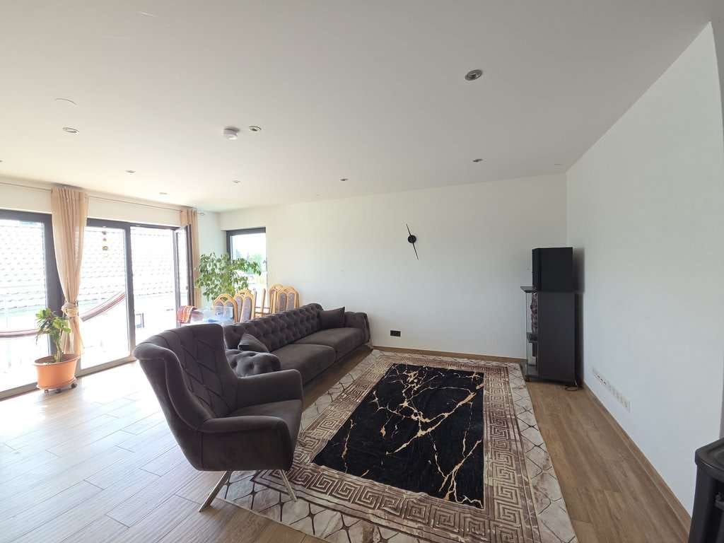 Immobilie in Veringenstadt - Komfortable 5-Zimmer-Wohnung mit traumhafter Sonnenbalkon! - Bild 3