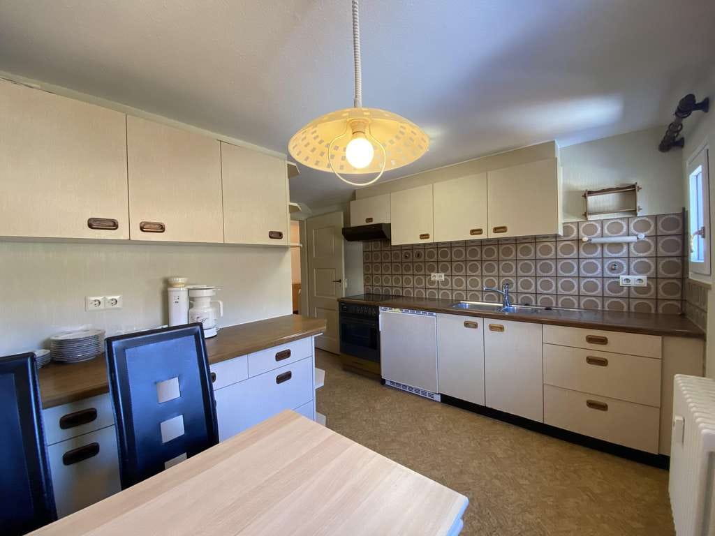 Immobilie in Lenzkirch - Altbauwohnung mit reichlich Platz für neue Ideen - Bild 3