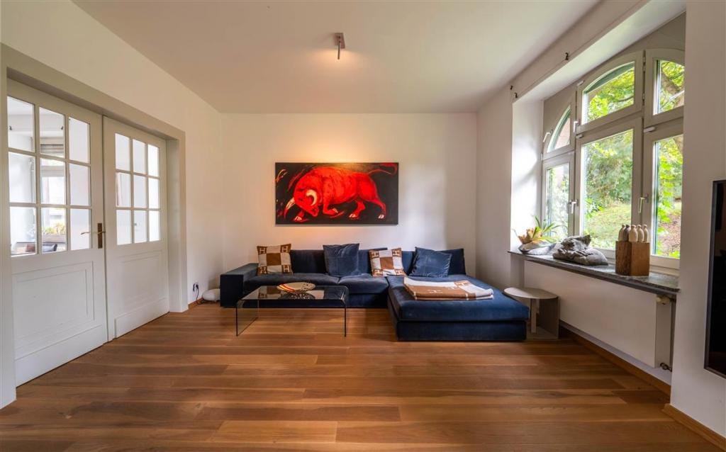 Immobilie in Hundsdorf - Exklusives Anwesen mit parkähnlichem Garten in Randlage 
von Hundsdorf bei Koblenz - Bild 3