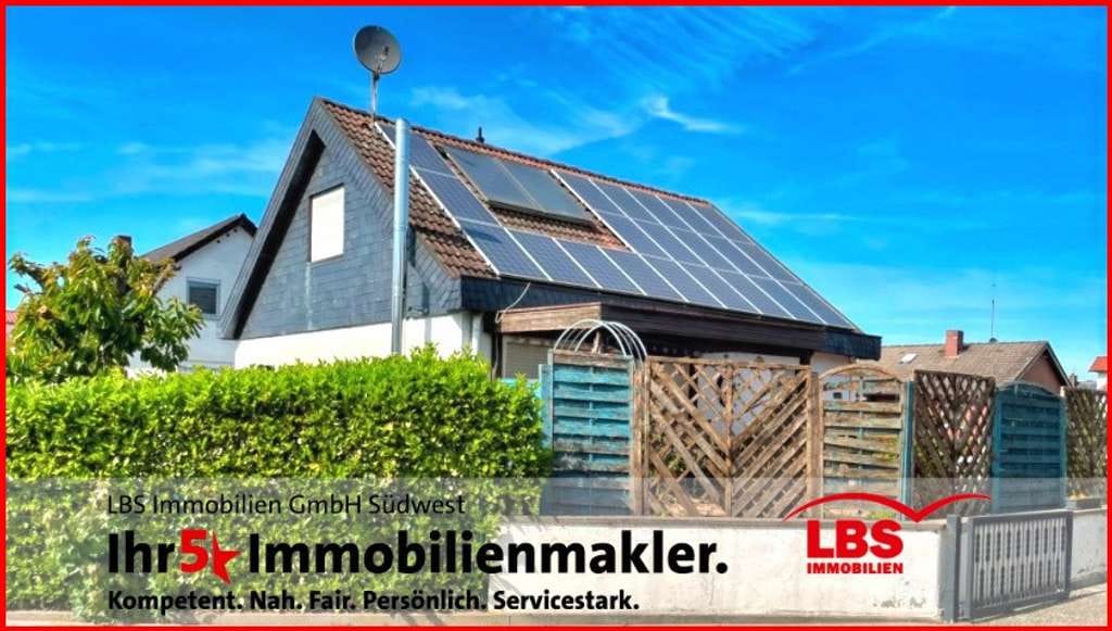 Immobilie in Hochdorf-Assenheim - Großer Garten, E-Garage und ein energieerzeugendes Einfamilien-Fertighaus auf Schadstoffe geprüft - Bild 0