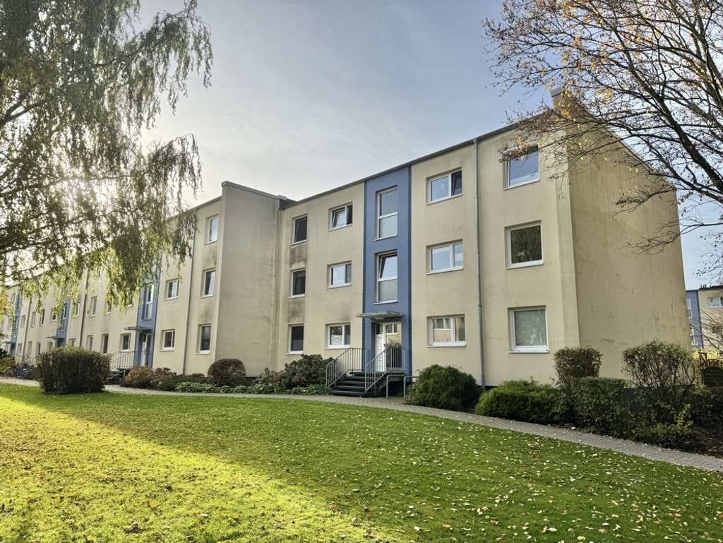 Immobilie in Ammersbek - Vermietete 3-Zimmer-Wohnung mit Loggia in Ammersbek - Bild 0
