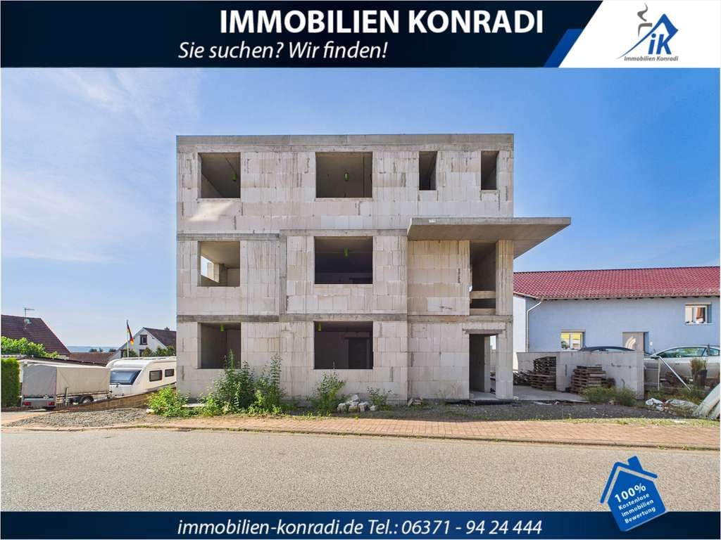 Immobilie in Gries - IK | Gries: Barrierefreier Neubau-Rohbau mit 2 Einheiten, Garagen & Traumblick auf 941 m² Grund - Bild 0