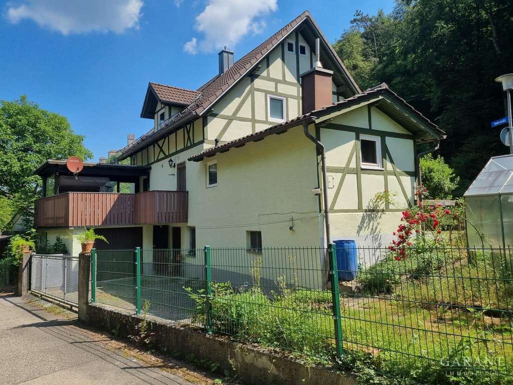 Immobilie in Kipfenberg - "Nicht perfekt" - aber voller Charakter. Ein Natursteinhaus mit Geschichte und vielen Möglichkeiten - Bild 1