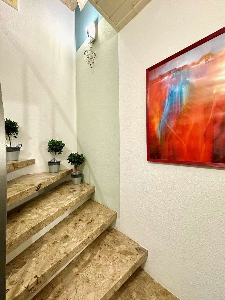 Immobilie in Partenheim - Modernisiertes Häuschen mit Terrassengarten und Balkon - 
ziehen Sie einfach ein - Bild 2