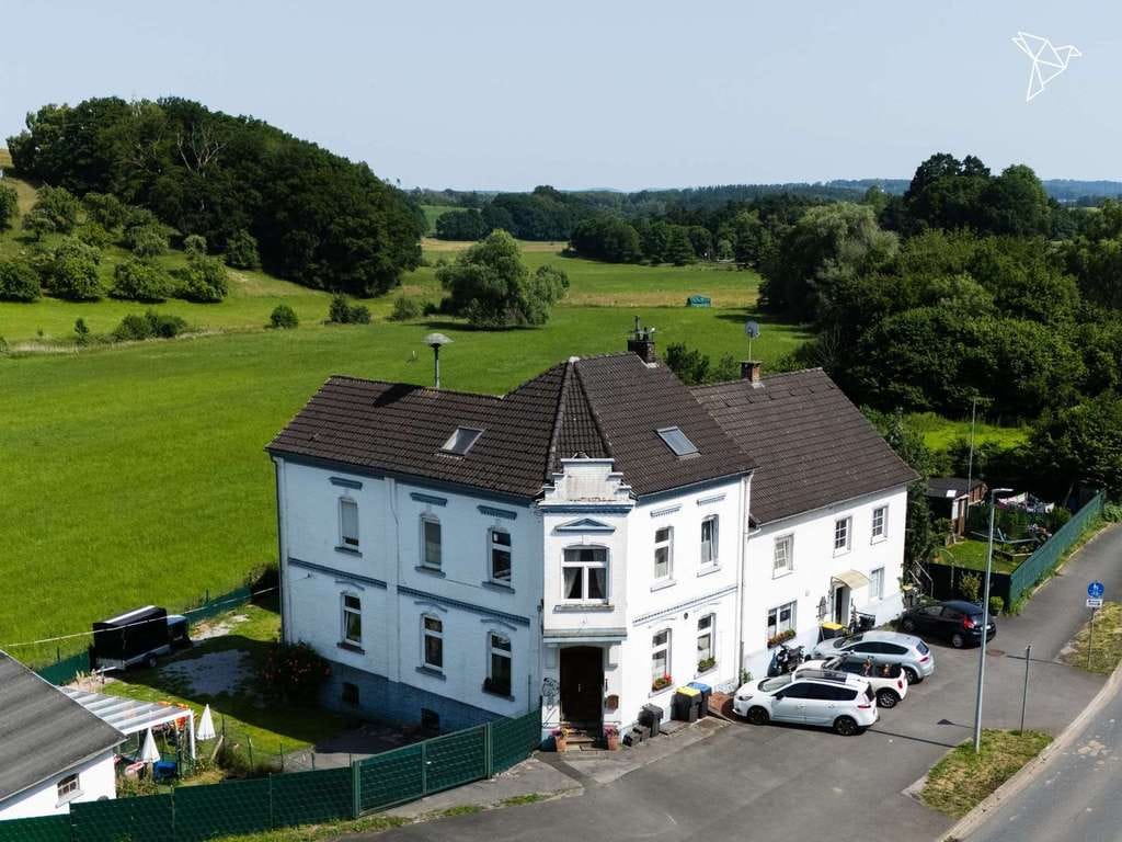 Immobilie in Iserlohn - IDYLLISCHES ANWESEN MIT HISTORISCHEM CHARME 🏡 Großes Grundstück mit Potential in Iserlohn! - Bild 0