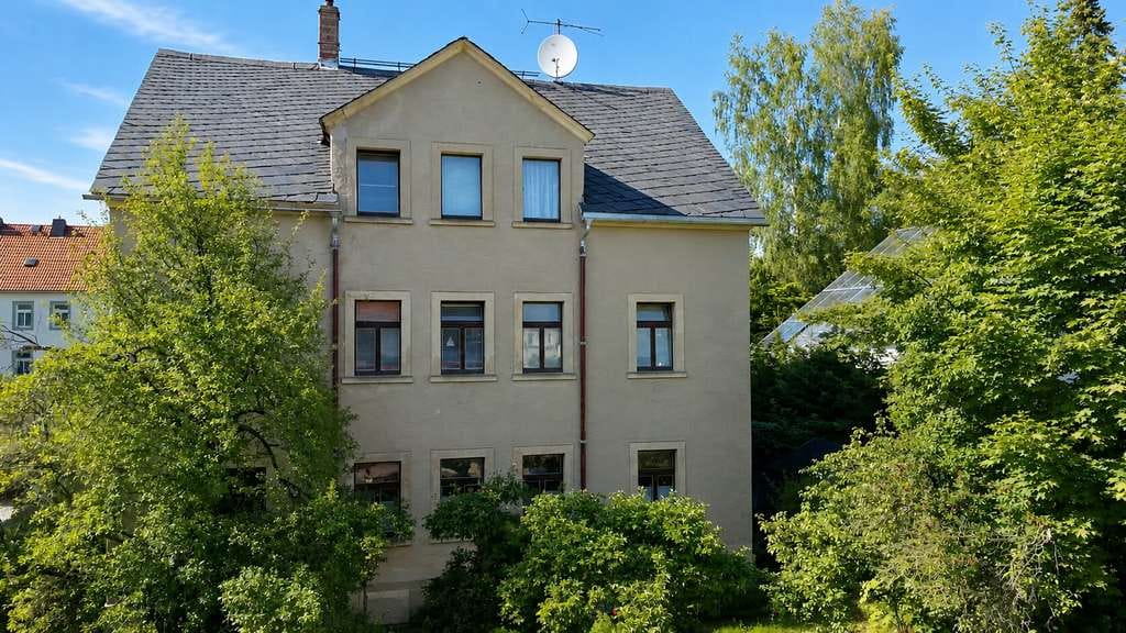 Immobilie in Freiberg - Mehrfamilienhaus mit Garten in Freiberg – für Kapitalanleger, Mehrgenerationenwohnen oder Familien - Bild 0