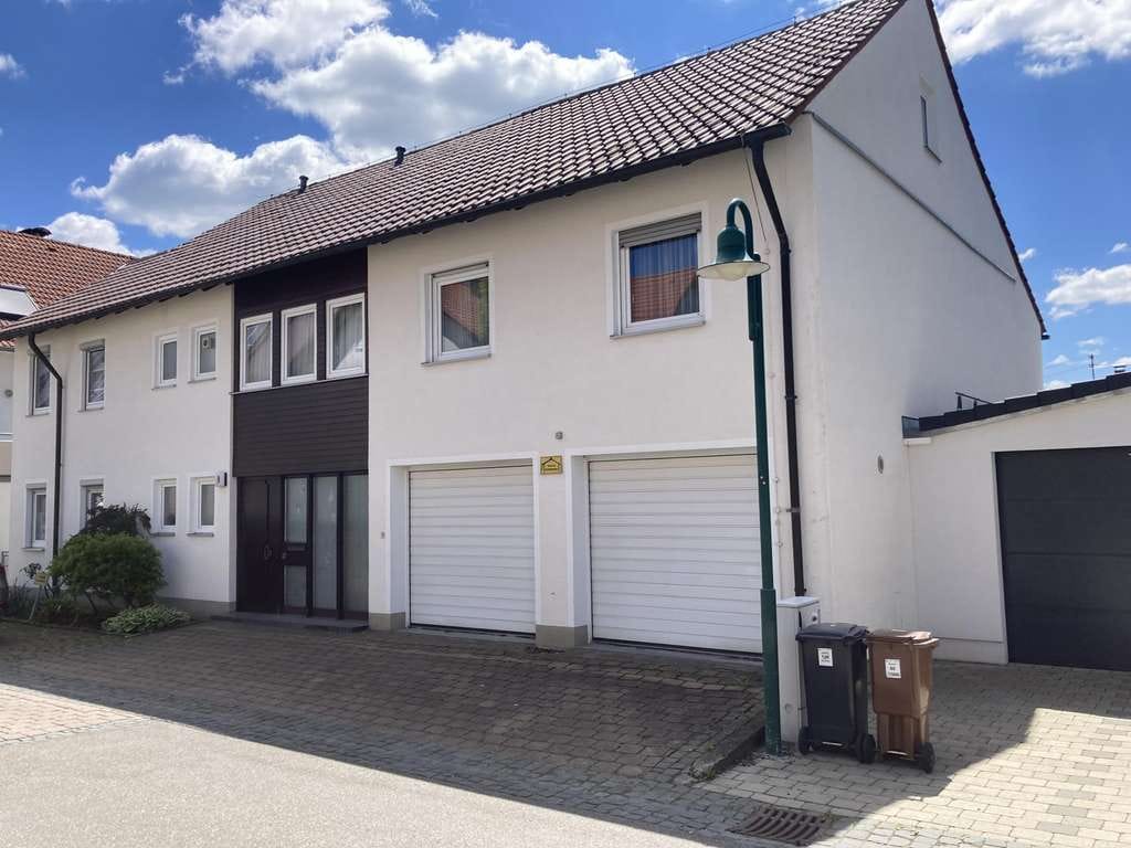 Immobilie in Erkenbrechtsweiler - Mehrfamilienhaus zur variablen Nutzung in ruhiger Lage - Bild 0