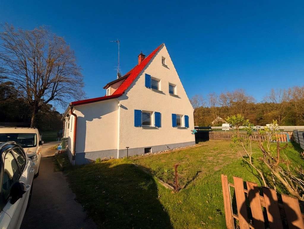 Immobilie in Roth - Kompaktes Einfamilienhaus auf großzügigem Grundstück in Roth/Untersteinbach - Bild 2
