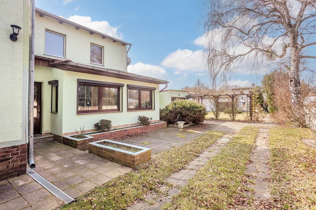 Immobilie in Werder (Havel) - Gemeinsam leben - Mehrgenerationenhaus mit viel Platz im Grünen - Bild 2