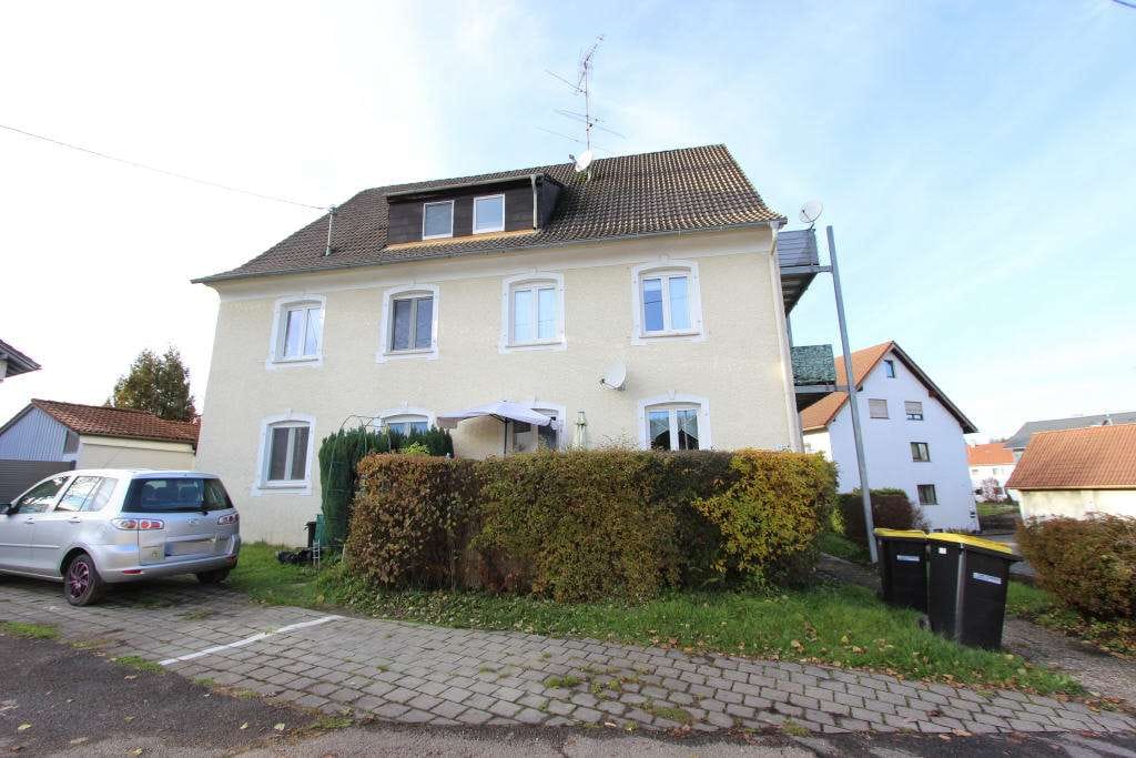 Immobilie in Wangen im Allgäu - 2-Zimmer-Wohnung in einem ehemaligen Pfarrhaus - Bild 1