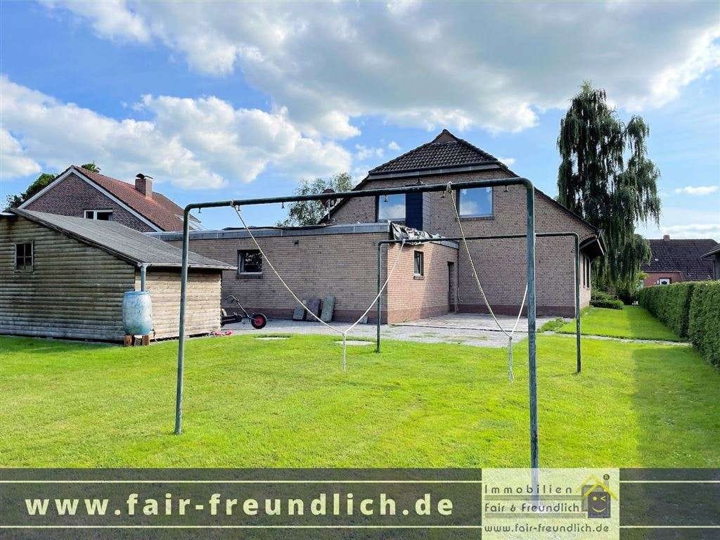 Immobilie in Ihlow - *** GROSSES EINFAMILIENHAUS MIT KAMIN UND GARAGE IN IHLOW!  - Bild 3