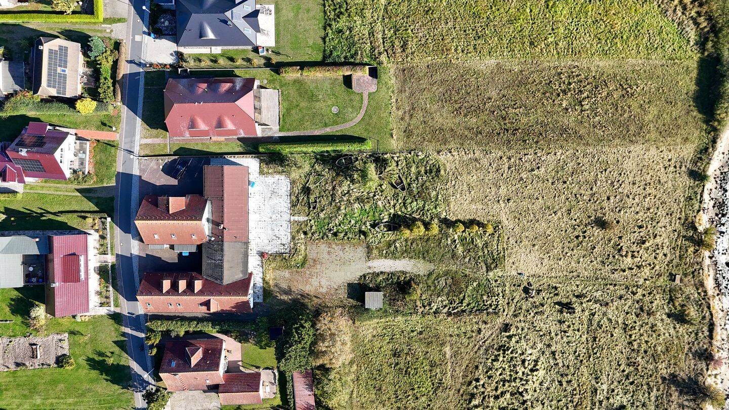 Immobilie in Göhren - Historisches Lotsenhaus mit Beherbergung und Gastronomie in direkter Wasserlage - Bild 2