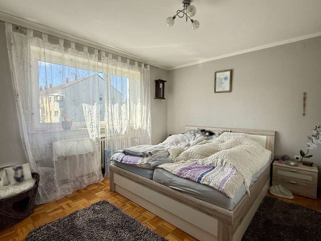 Immobilie in Schongau - Gepflegte 3-Zimmer-Wohnung mit Balkon - Bild 2