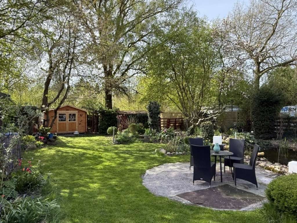 Immobilie in Bergen an der Dumme - Hübsches Landhaus mit traumhaften Garten - Bild 1
