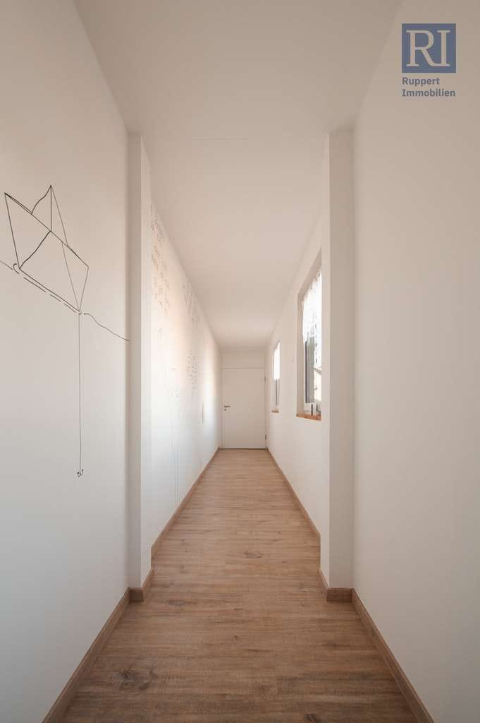 Immobilie in Gerolzhofen - Gemütliche 3,5-Zimmer-Wohnung im Ortskern - Bild 2