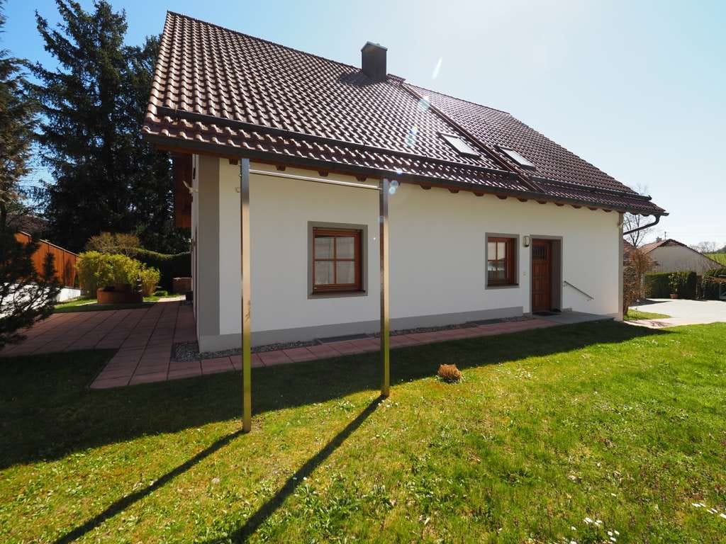 Immobilie in Fahrenzhausen - Endlich Platz zum Leben – ein Zuhause für Familien, die mehr wollen - Bild 2