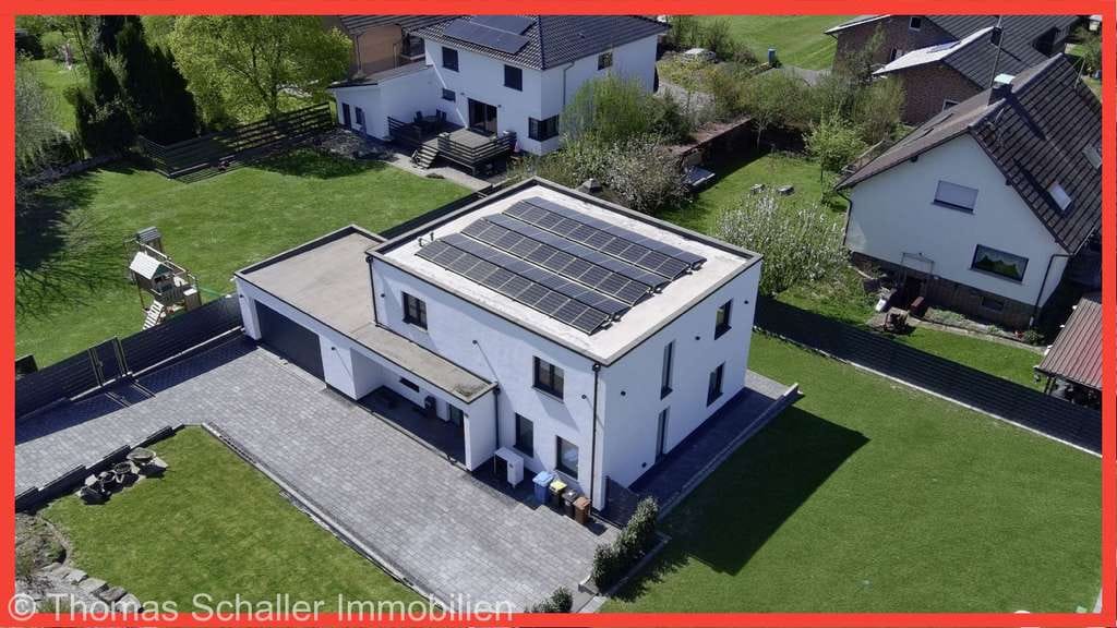 Immobilie in Bitzen - Hier erwartet Sie hohe Lebensqualität: ein modernes Einfamilienhaus in Fürthen - Bild 2