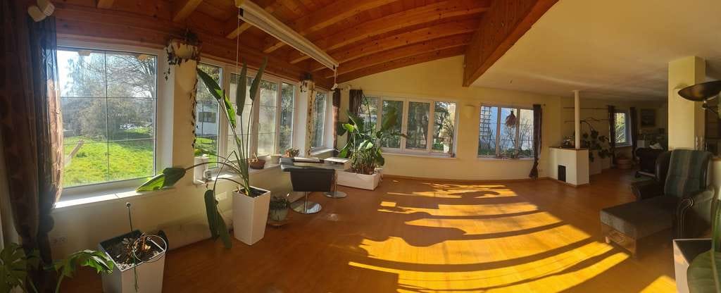 Immobilie in Söchtenau - Großzügiges Garten-Idyll in Söchtenau: Modernes Souterrain mit riesiger Terrasse - Bild 3