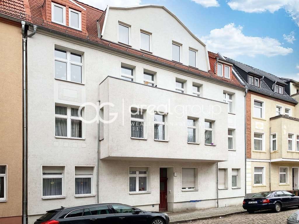 Immobilie in Magdeburg - Geschmackvolles Mehrfamilienhaus - Nahe der Innenstadt - Bild 0