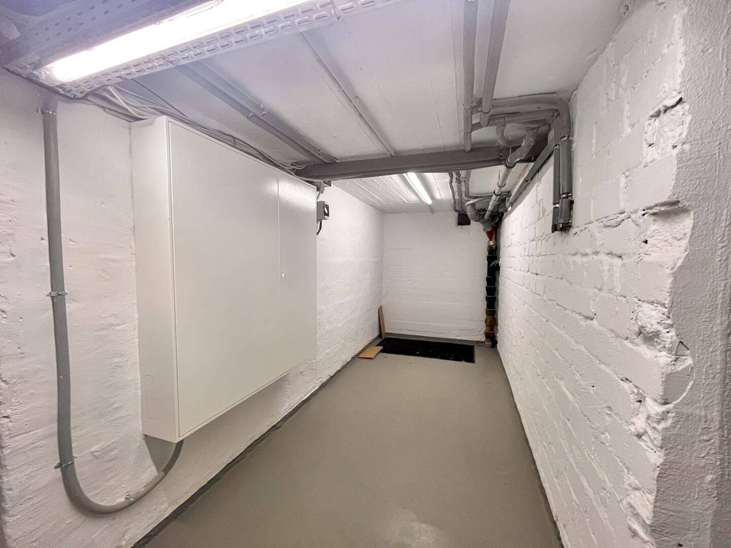 Immobilie in Mönchengladbach - 1-Zimmer-ETW * gepflegtes Mehrfamilienhaus * zentrumsnah * ca. 37 m² Wohnfläche * Kapitalanlage * - Bild 2