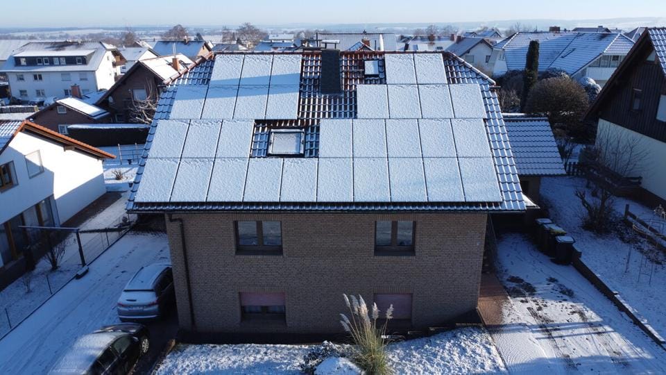 Immobilie in Amöneburg - Substanzstarkes Einfamilienhaus mit Einliegerwohnung in energetischer Top-Verfassung – ruhige Sackgassenlage mit Blick auf die Amöneburg! - Bild 0