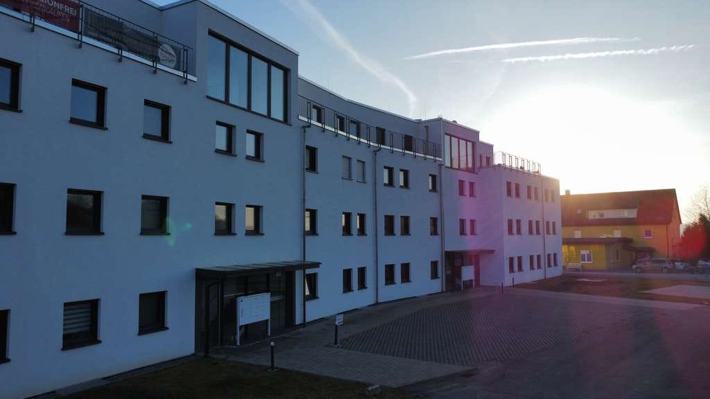 Immobilie in Igersheim - Exklusives Penthouse mit großer Loggia & Panoramablick über Igersheim - Bild 1