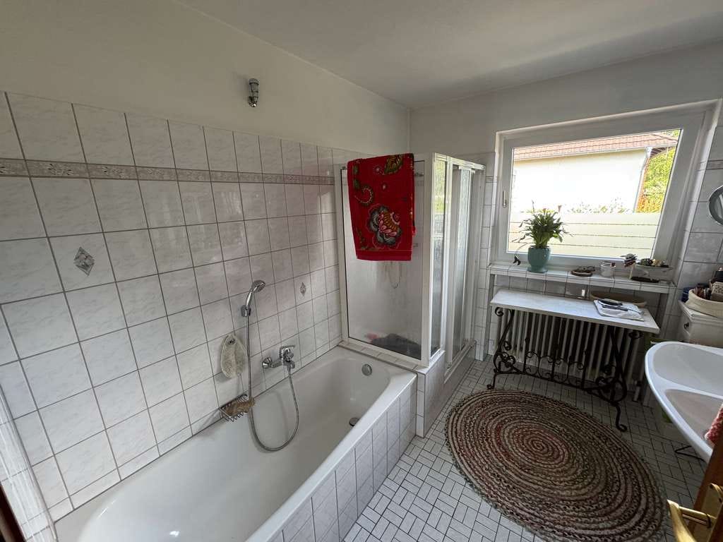 Immobilie in Liebenau - Leben auf einer Ebene – gepflegter Bungalow mit Vollkeller, großen Garten und Garage! - Bild 2