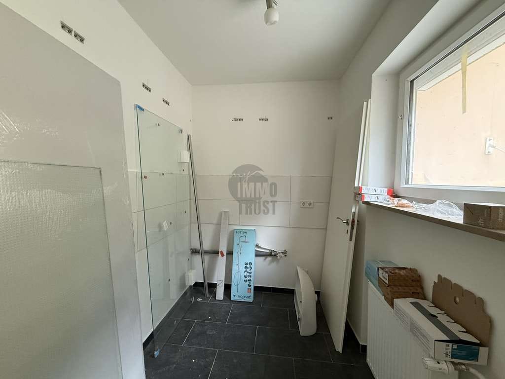 Immobilie in Bad Herrenalb - CHARMANTE WOHNUNG MIT GEPLANTER KERNSANIERUNG, BALKON, STELLPLATZ & AUFZUG! - Bild 3