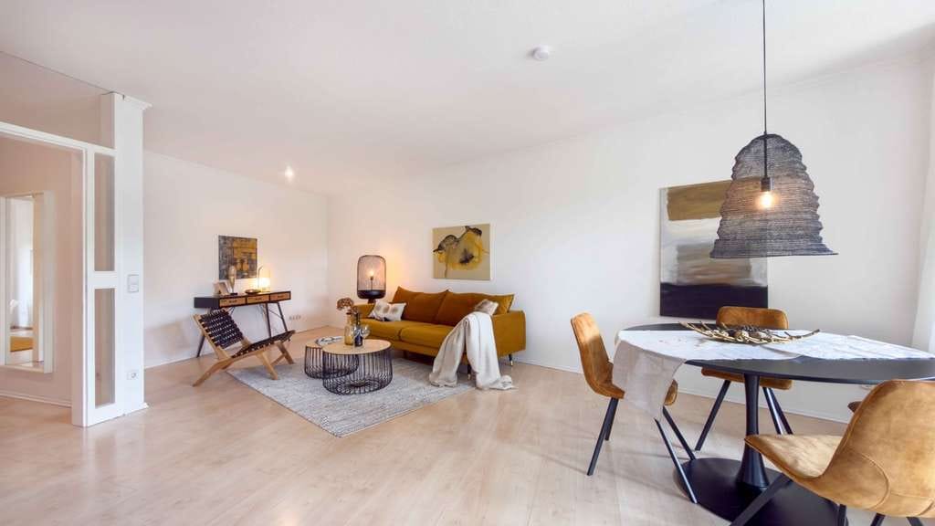 Immobilie in Kirchheim bei München - 3-Zimmerwohnung mit Hobbyraum, Terrasse, Garten und TG-Stellplatz in gepflegter Wohnanlage - Bild 1