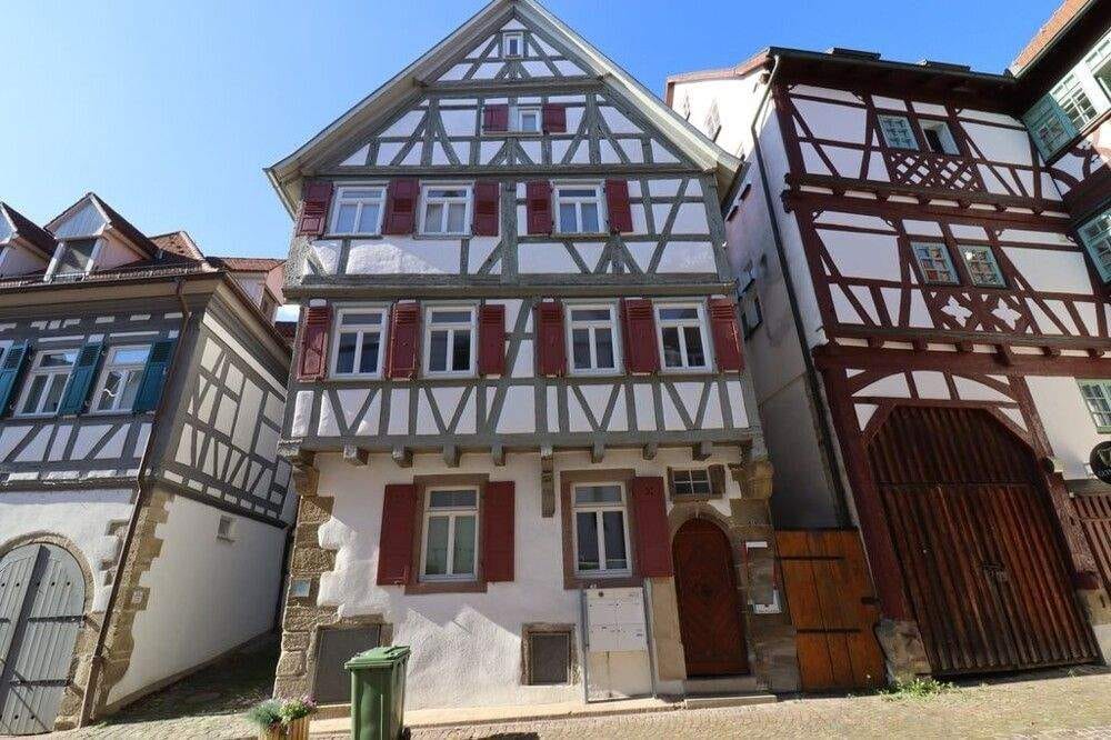 Immobilie in Bietigheim-Bissingen - Attraktives APPARTEMENT in bester Altstadtlage mit flexibler Nutzung zum WOHNEN oder ARBEITEN! - Bild 2