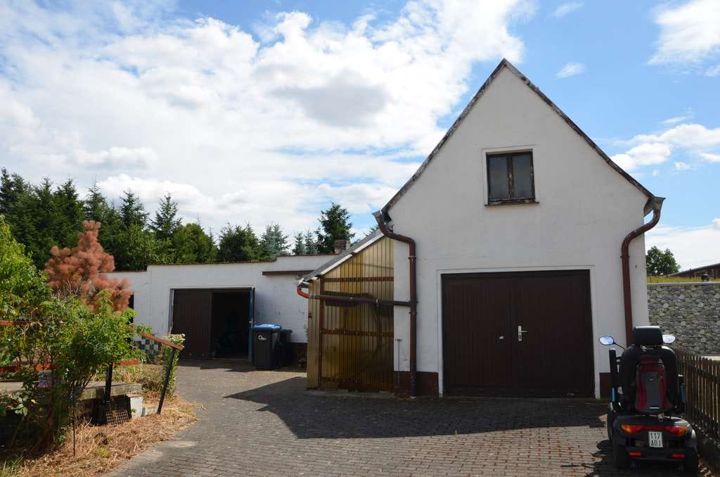 Immobilie in Grimma - Einfamilienhaus mit zwei Garagen in ruhiger Siedlungslage von Grimma OT Großbothen - Bild 3