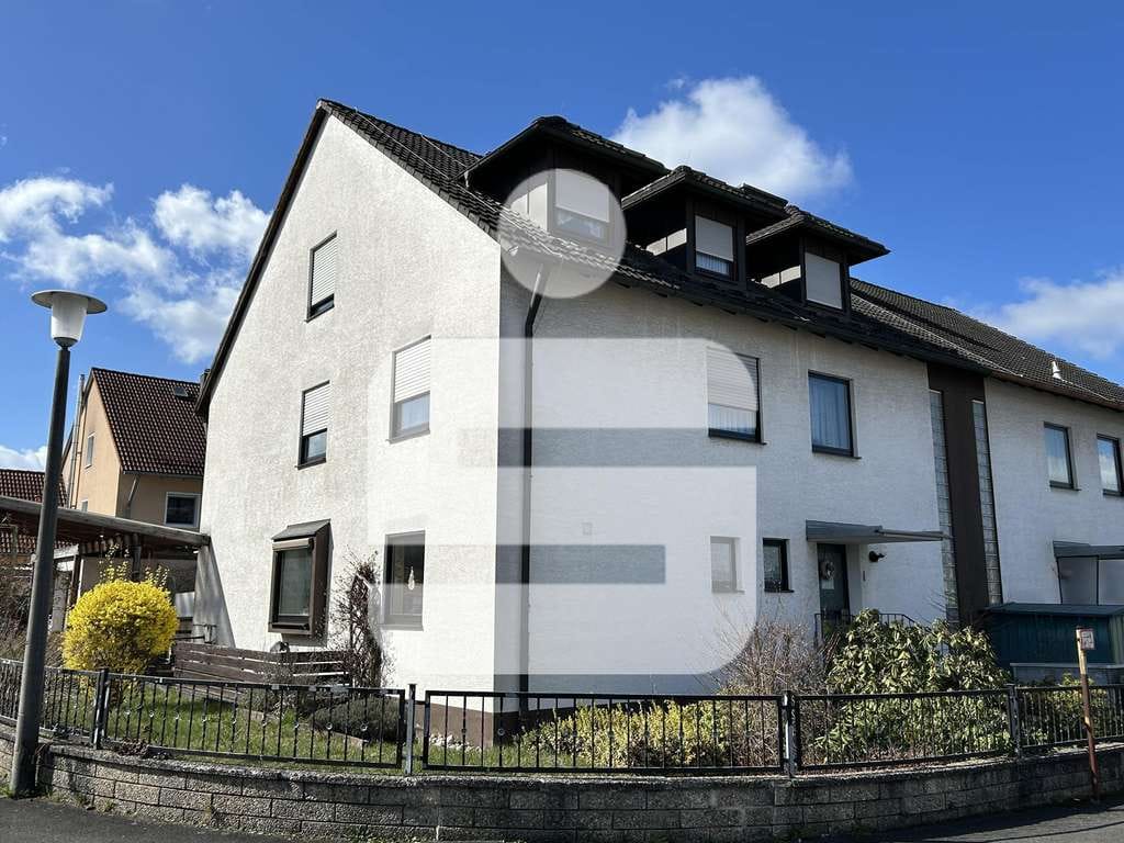 Immobilie in Eckental - die Größe ist überzeugend...Doppelhaus mit Dachwohnung in Brand - Bild 0