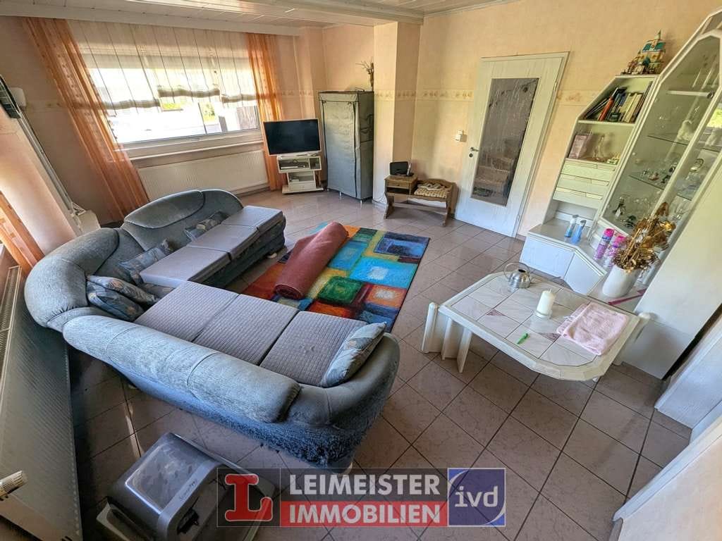 Immobilie in Schöllkrippen - 3-FAMILIENHAUS, EINFAMILIENHAUS, SCHEUNE, GARAGE, HOF UND 7000m2 KOPPEL - nicht nur für Pferdefans - Bild 4