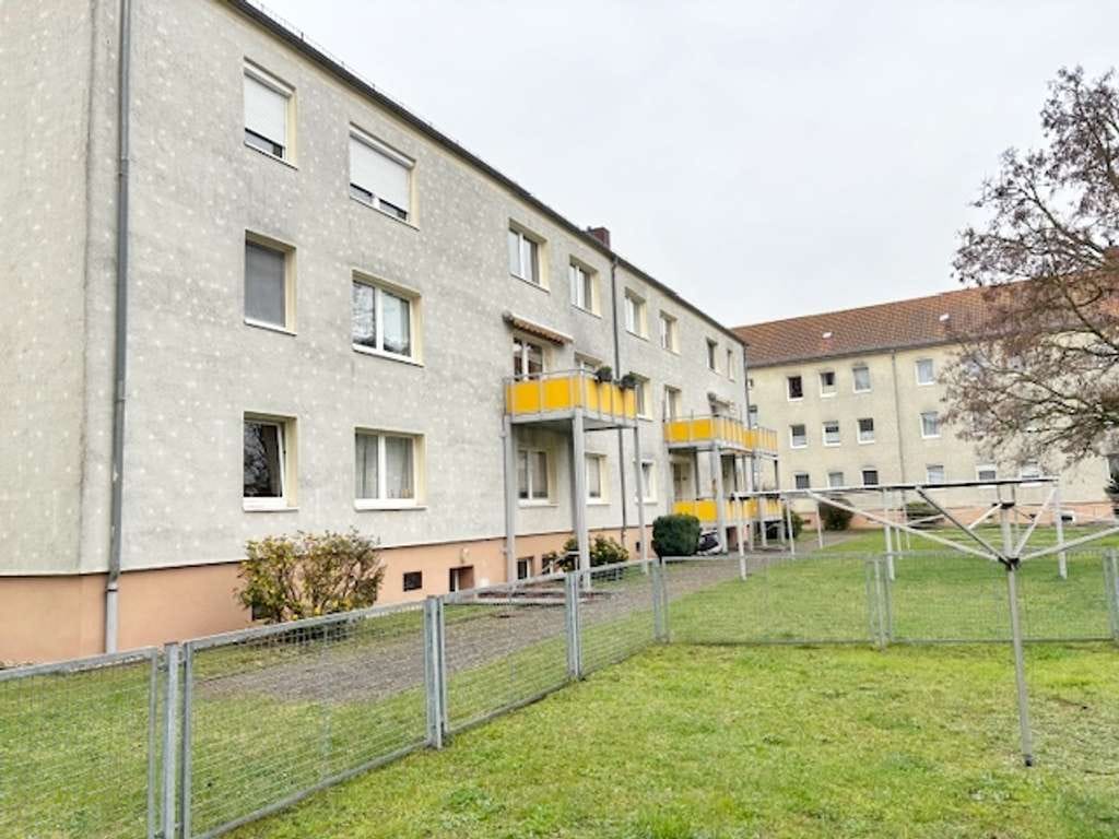 Immobilie in Weißenfels - Kapitalanlage oder Eigennutzung – 3-Raum-Eigentumswohnung mit Balkon in Weißenfels - Bild 0