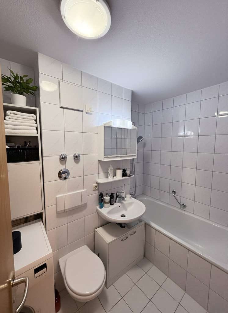 Immobilie in Oberhaching - TOP gepflegte 2-Zimmer Wohnung mit Hobbyraum zu verkaufen!!! - Bild 4
