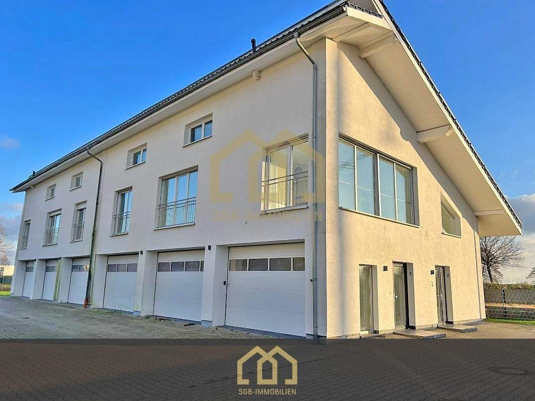 Immobilie in Quakenbrück - Quakenbrück: Neubau mit 2 Wohneinheiten und 2 Gewerbeeinheiten mit einem Soll Faktor von 15 - Bild 0