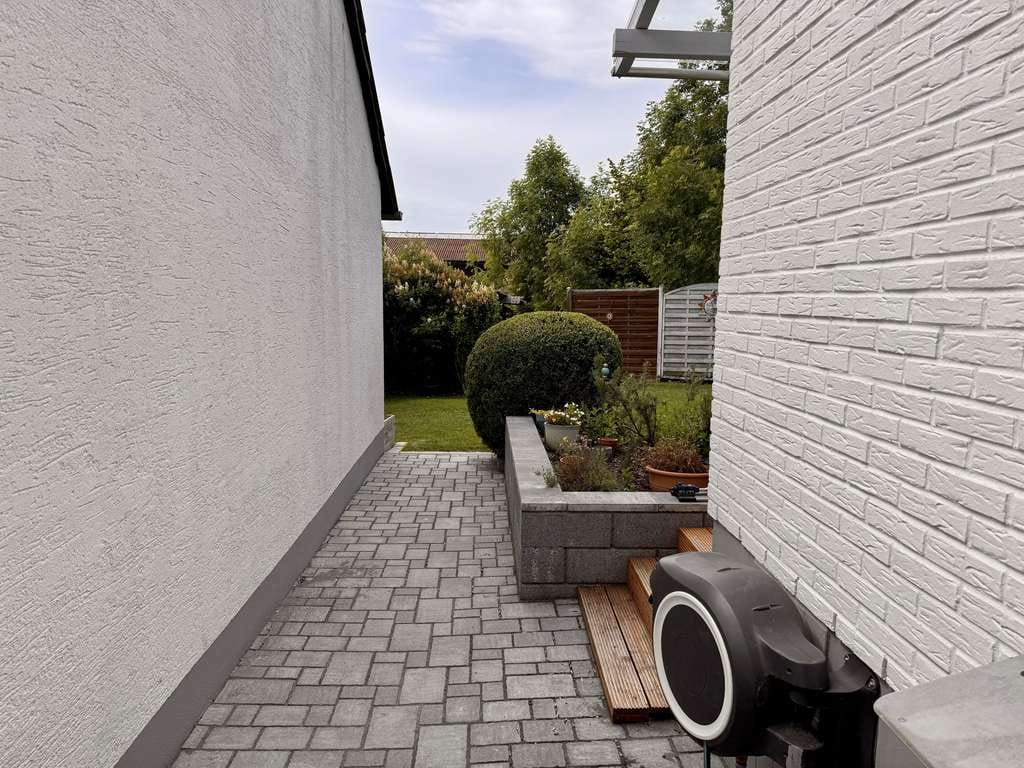 Immobilie in Königsmoos - Modernisiertes Bungalow mit großem Garten (Privatverkauf) - Bild 1