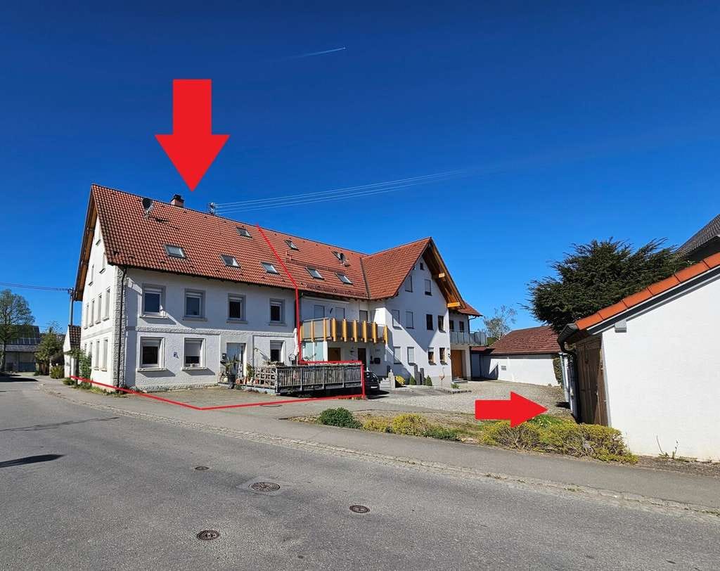 Immobilie in Bad Saulgau - Charmantes Zweifamilienhaus mit viel Platz und Potenzial – liebevoll saniertes ehemaliges Bauernhaus - Bild 0