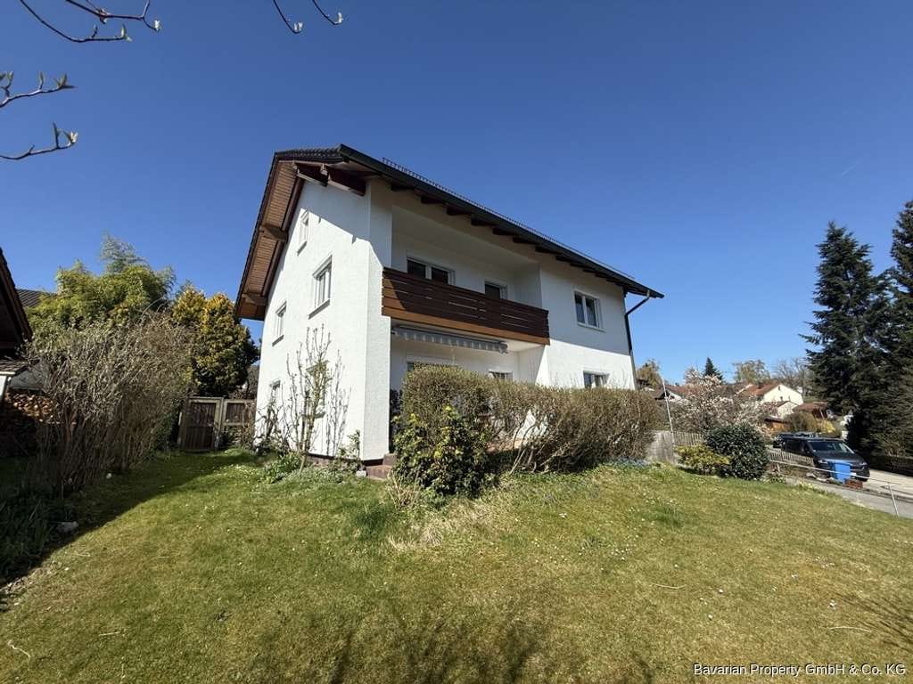 Immobilie in Mitterfels - Ein Traum für Gartenliebhaber - Renoviertes Einfamilienhaus in Mitterfels - Bild 1