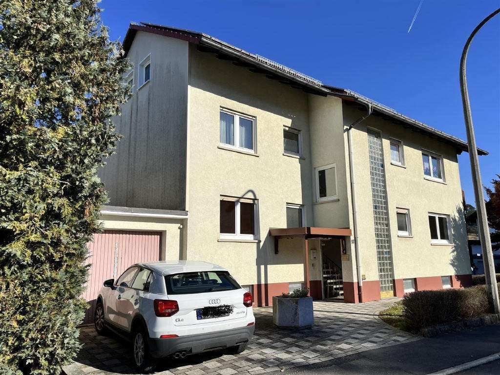 Immobilie in Boxberg - Zweifamilienhaus am Ortsrand von Boxberg - mit Weitblick ins Grüne - Bild 0